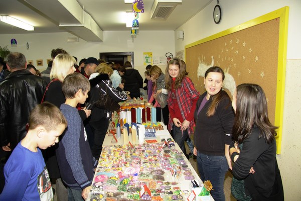 Kulturni dan: Korajža velja – Miklavžev bazar