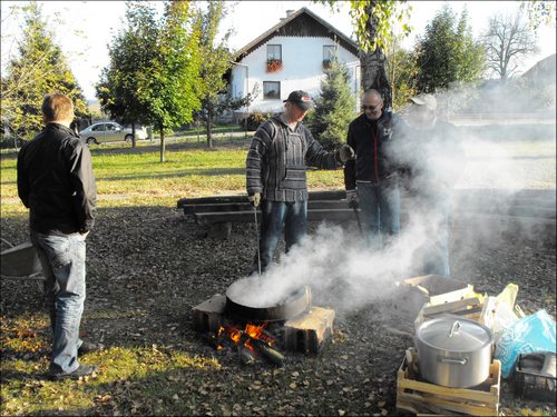 Kostanjev piknik