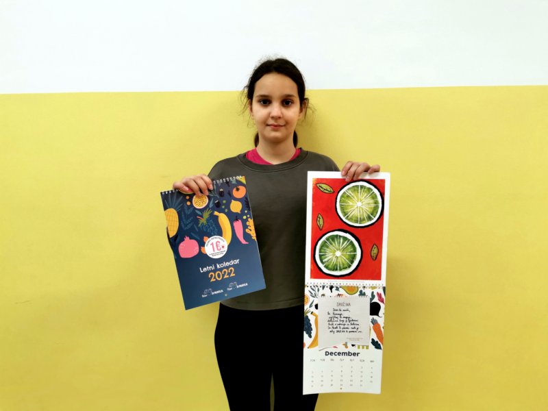 Likovno delo učenke Anamarije Hudelja na kreativno- dobrodelnem koledarju za leto 2022