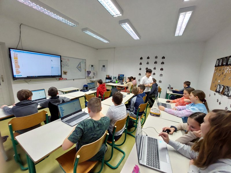 Tehniški dan – Robotika v 4. in 5. razredu