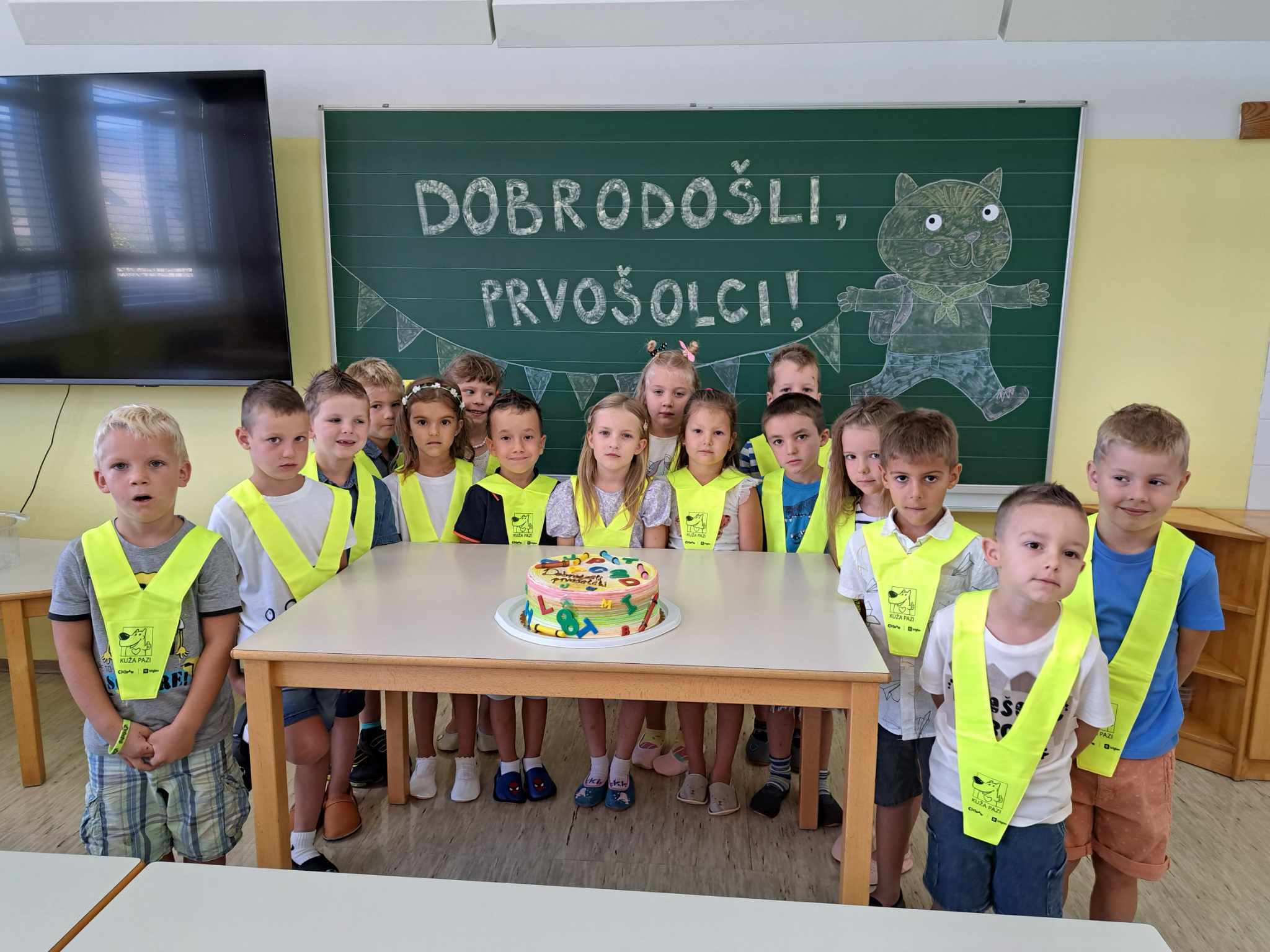Prvošolci OŠ Dragatuš