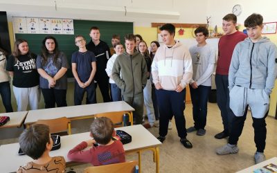 Najstarejši pomagamo najmlajšim